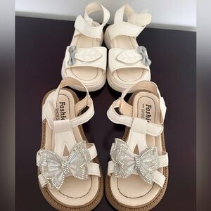 Girl sandals size 11-12